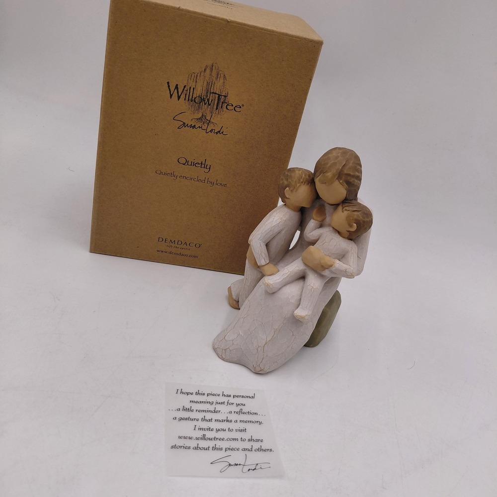 Willow Tree Quietly Figurine Mother with Two Children Susan Lordi Demdaco 26100
